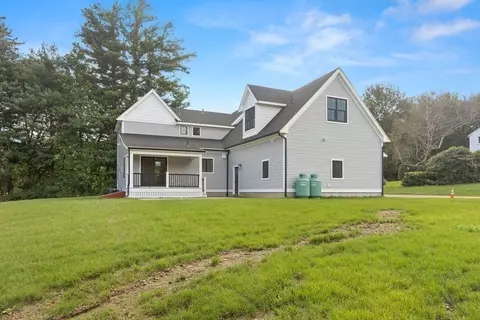 55 North St, Danvers, MA 01923 photo 42