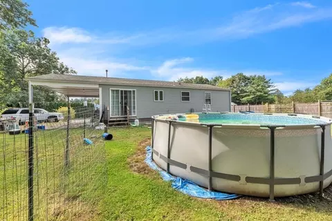 50 Joan St, Springfield, MA 01129 photo 29