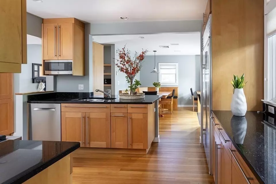 5 Agawam Rd, Newton, MA 02468 photo 8