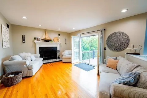 5022 N Main St, Fall River, MA 02720 photo 8
