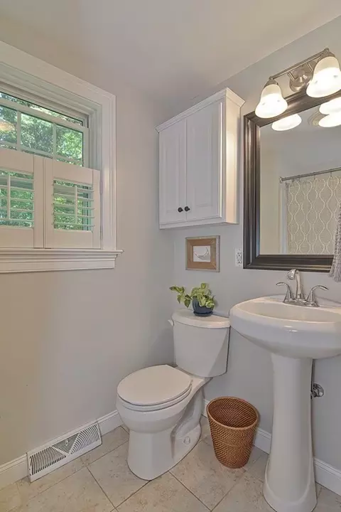 53 Warren St, Upton, MA 01568 photo 15