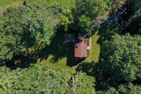 53 Warren St, Upton, MA 01568 photo 2