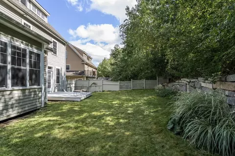 8 Maple Leaf Dr, Boston, MA 02136 photo 28