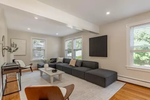 49 Central St, Saugus, MA 01906 photo 3