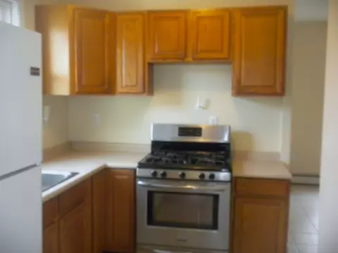 24 Mann St, Attleboro, MA 02703 photo 11