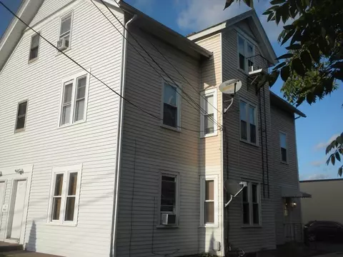 24 Mann St, Attleboro, MA 02703 photo 3