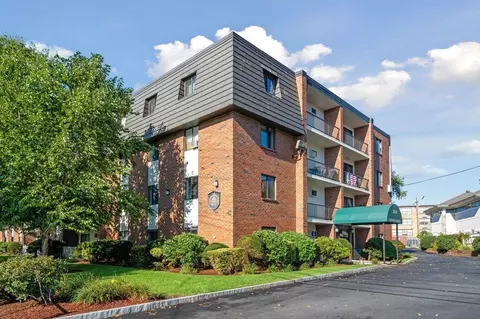 29 Harvard Ave #34, Medford, MA 02155
