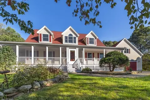 179 Hillside St, Rowley, MA 01969