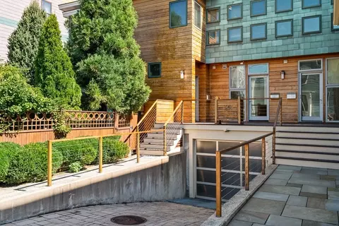30 Jay St #3, Cambridge, MA 02139