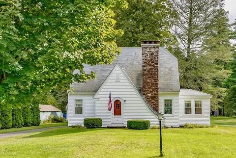 59 Newell Pond Rd, Greenfield, MA 01301