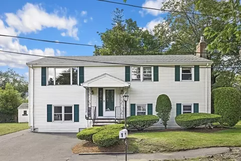 1 Elizabeth Ct, Saugus, MA 01906