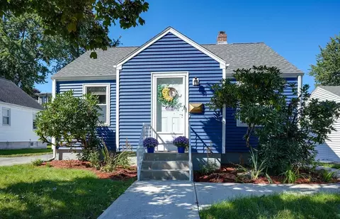 10 Standish St, Worcester, MA 01606