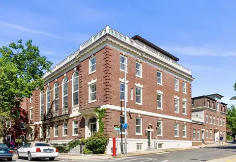 17 Central St #5, Salem, MA 01970