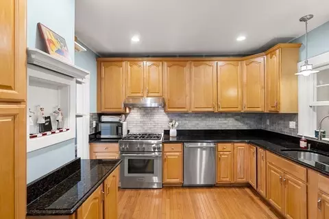 16 Manson Rd, Needham, MA 02494 photo 11