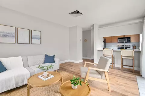 100 W Squantum #114, Quincy, MA 02171