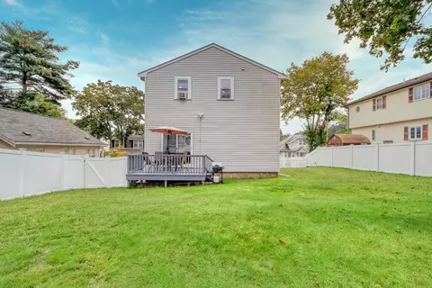 4 Evans St, Saugus, MA 01906 photo 28