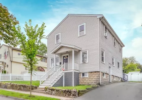 4 Evans St, Saugus, MA 01906