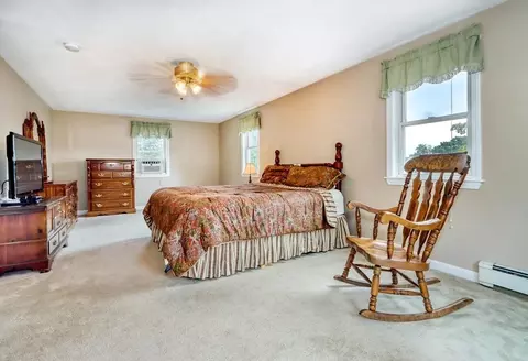 4 Evans St, Saugus, MA 01906 photo 20