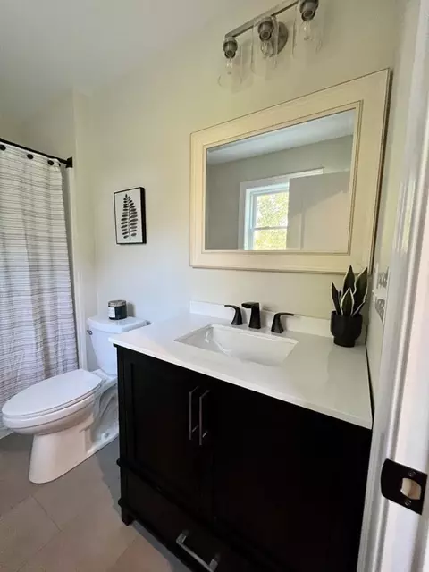 34 Bromont St, Chicopee, MA 01020 photo 32