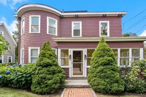 51 Franklin St #51, Watertown, MA 02472