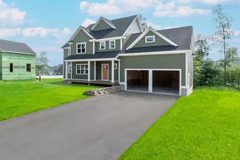 18 Taylor Ln, Rowley, MA 01969