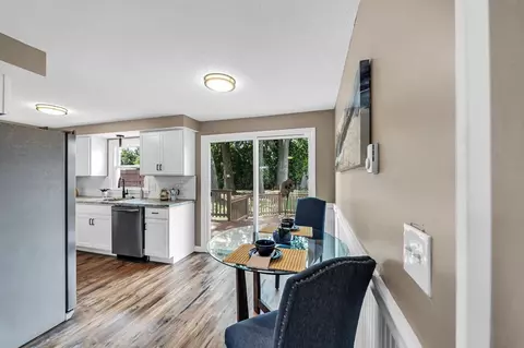 116 Bostwick Ln, Chicopee, MA 01020 photo 8