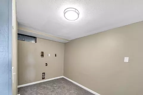 116 Bostwick Ln, Chicopee, MA 01020 photo 22