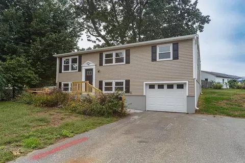 116 Bostwick Ln, Chicopee, MA 01020 photo 34