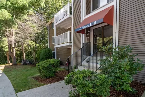50 Silver Hill Ln #9, Natick, MA 01760