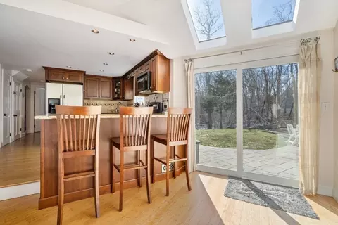 181 Webster St, Marshfield, MA 02050 photo 2