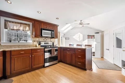 181 Webster St, Marshfield, MA 02050 photo 8