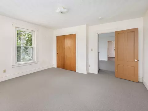 45 Brattle St, Worcester, MA 01606 photo 5