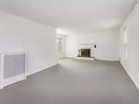 45 Brattle St, Worcester, MA 01606 photo 7