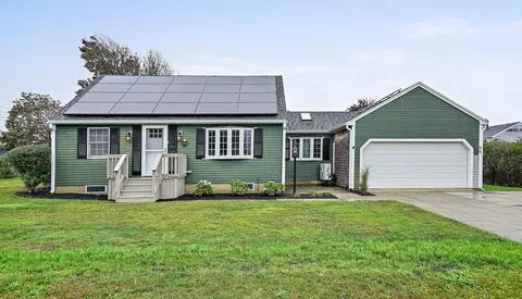 54 Shawmut Ave, Marshfield, MA 02050