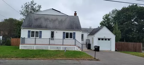 7 Windsor Rd, Beverly, MA 01915