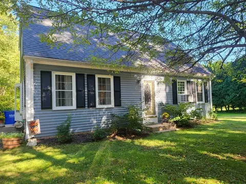 329 Mill Valley Rd, Belchertown, MA 01007