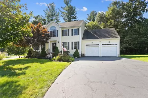 71 Cardinal Cir, Raynham, MA 02767
