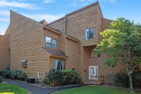 44 Clement Ct #44, Haverhill, MA 01832