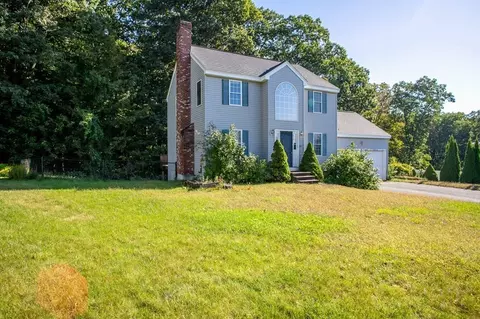 64 Bishop Rd, Fitchburg, MA 01420