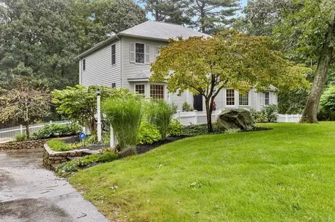6 Pheasant Run, Hingham, MA 02043 photo 2