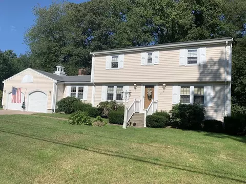 11 Princess Pine Ln, Milford, MA 01757