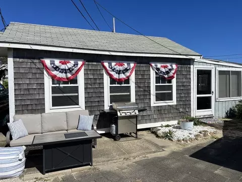 50 Horseshoe Way, Dennis, MA 02639