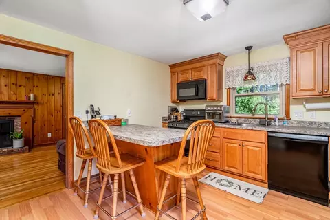 2 Victor Dr, Ayer, MA 01432 photo 7