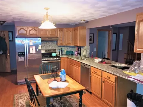 82 Vestal St, Fall River, MA 02720 photo 6