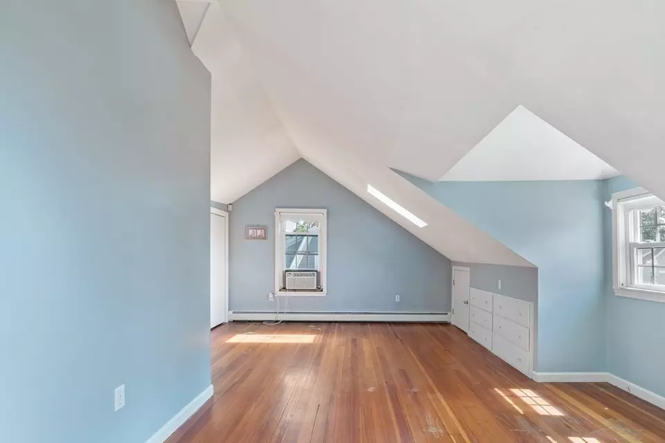  34 Harding St, Fall River, MA 02720 photo 25