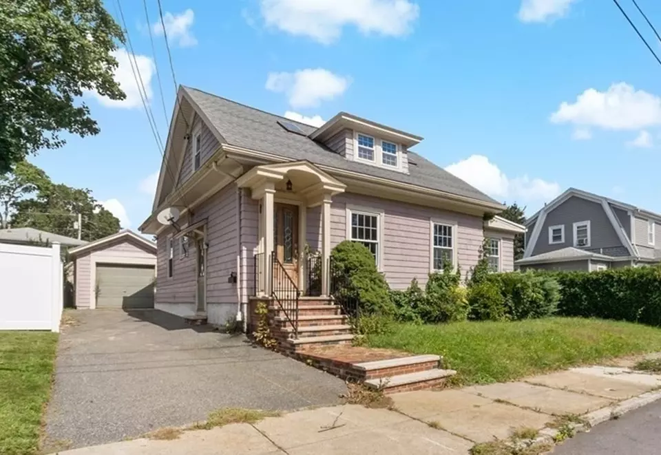  34 Harding St, Fall River, MA 02720 photo 1