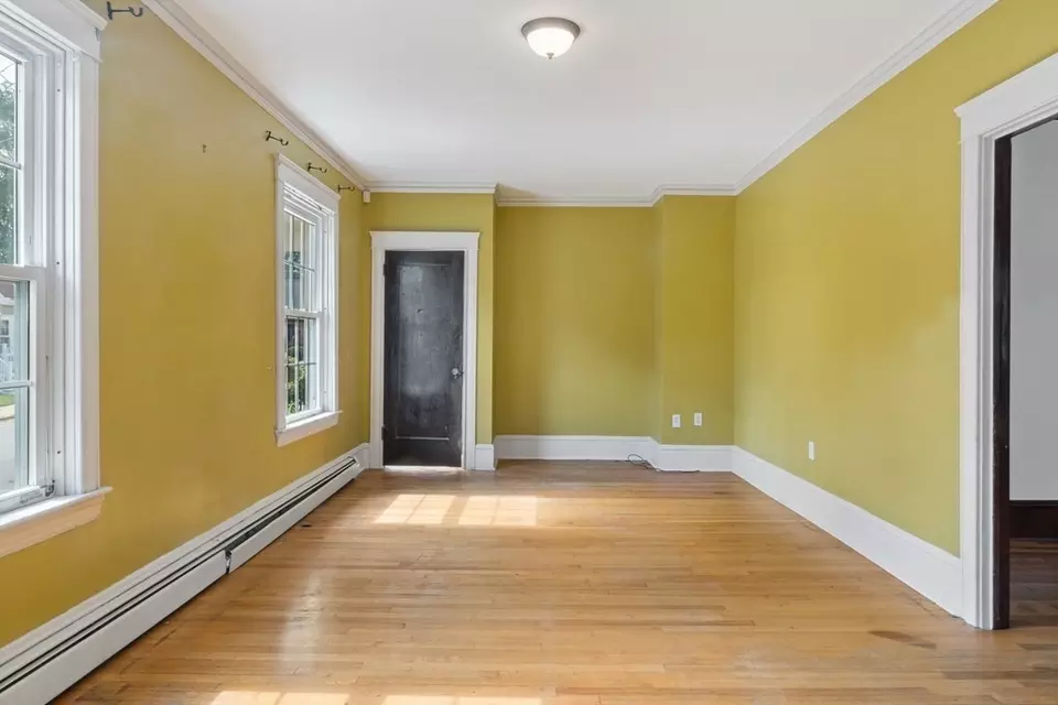  34 Harding St, Fall River, MA 02720 photo 6