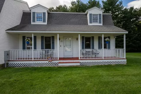 125 Eric Dr, Uxbridge, MA 01569 photo 3