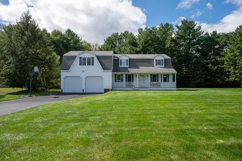 125 Eric Dr, Uxbridge, MA 01569