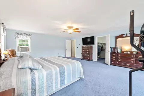 125 Eric Dr, Uxbridge, MA 01569 photo 17